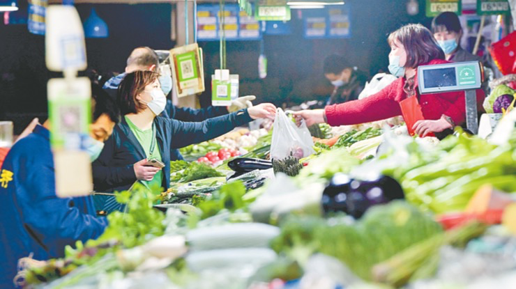 持续发力巩固成果 一鼓作气扩大战果.png